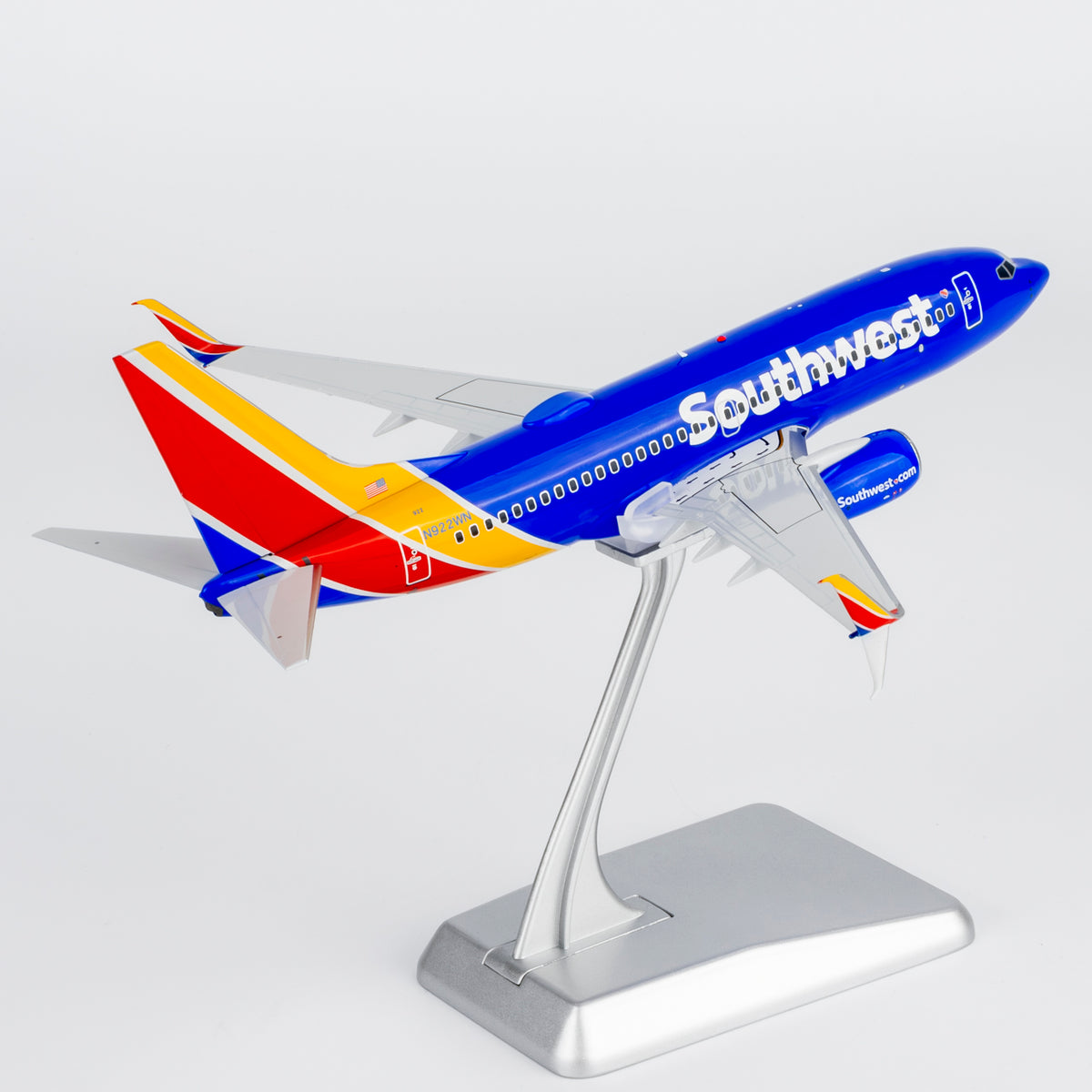 1/200 Southwest Airlines Boeing 737-700 N922WN NG05022
