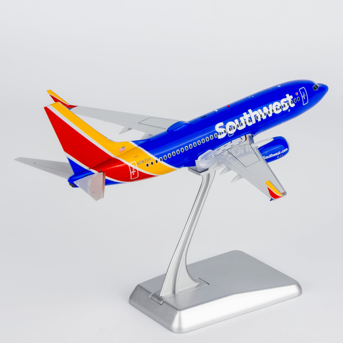 1/200 Southwest Airlines Boeing 737-700 N7835A NG05023
