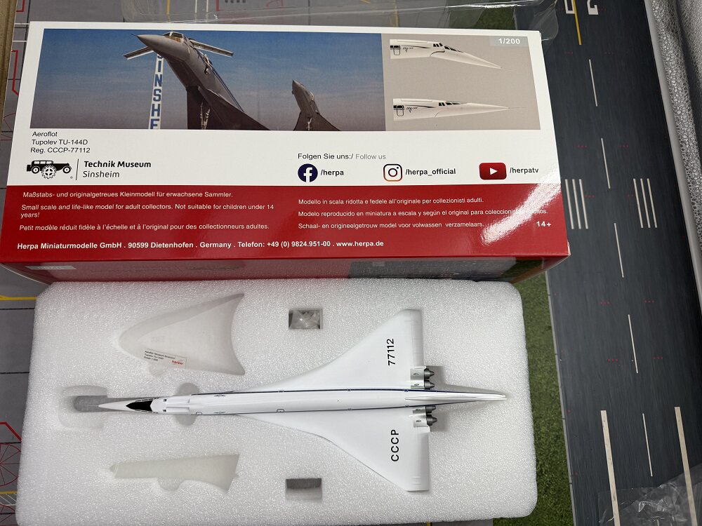 1/200 Aeroflot Tu-144 CCCP-77112 556323-001 - image 12