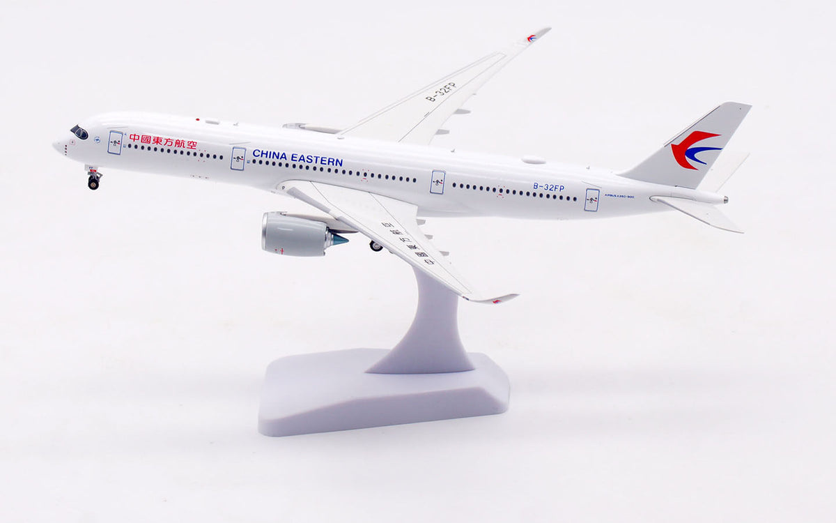 1/400 China Eastern Airlines A350-900 B-32FP AV4367 - image 12