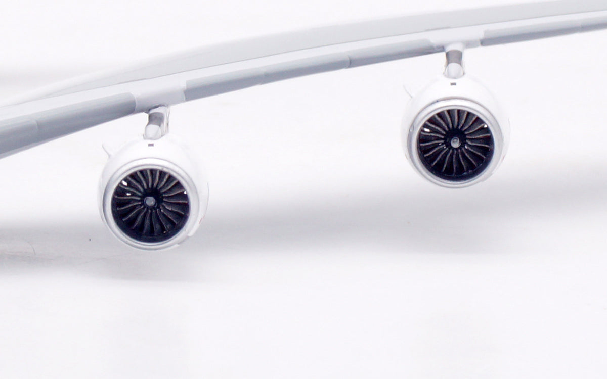 1/400 Airbus Industrie A380 F-WWOW AV4377 - image 12