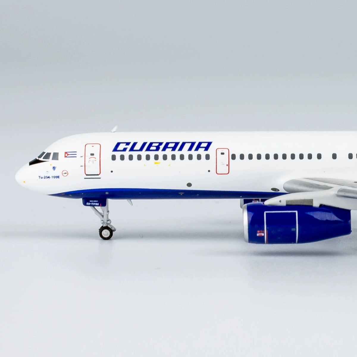 1/400 Cubana Tu-204-120SE CU-T1702 NG40021