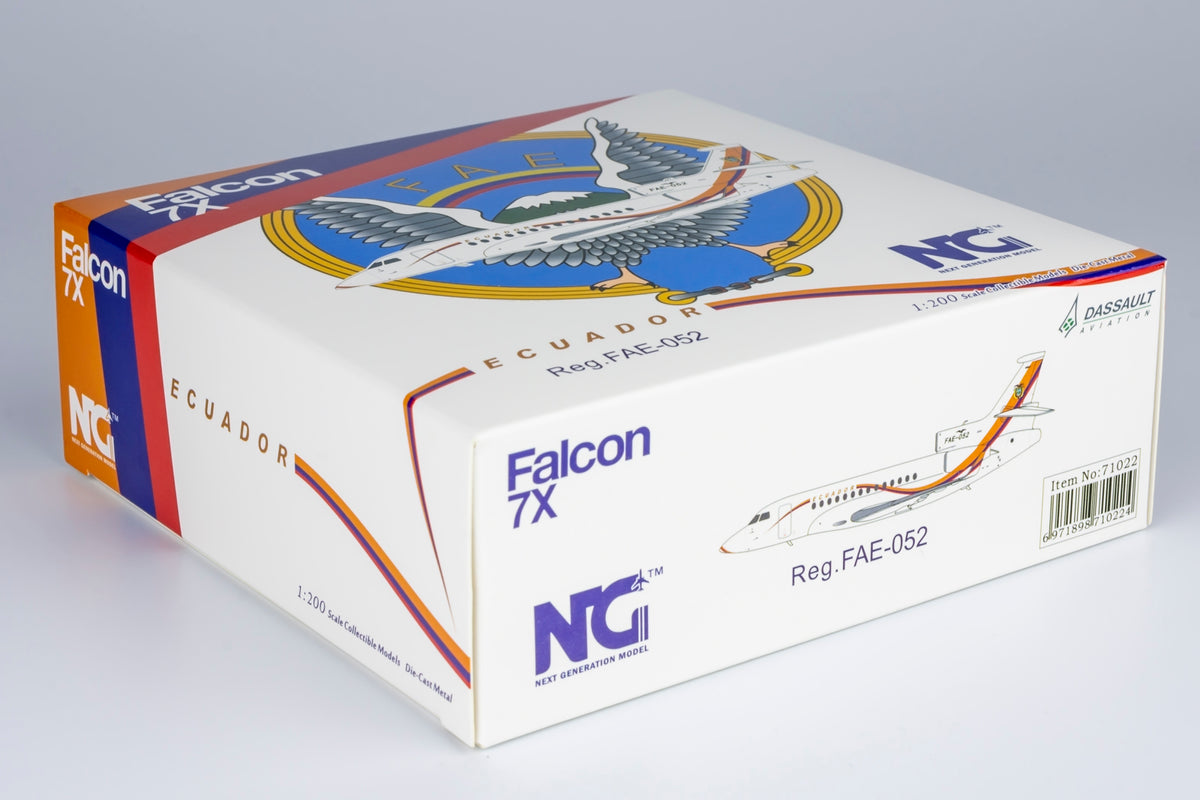 1/200 Ecuadorian Air Force Falcon 7X FAE-052 NG71022