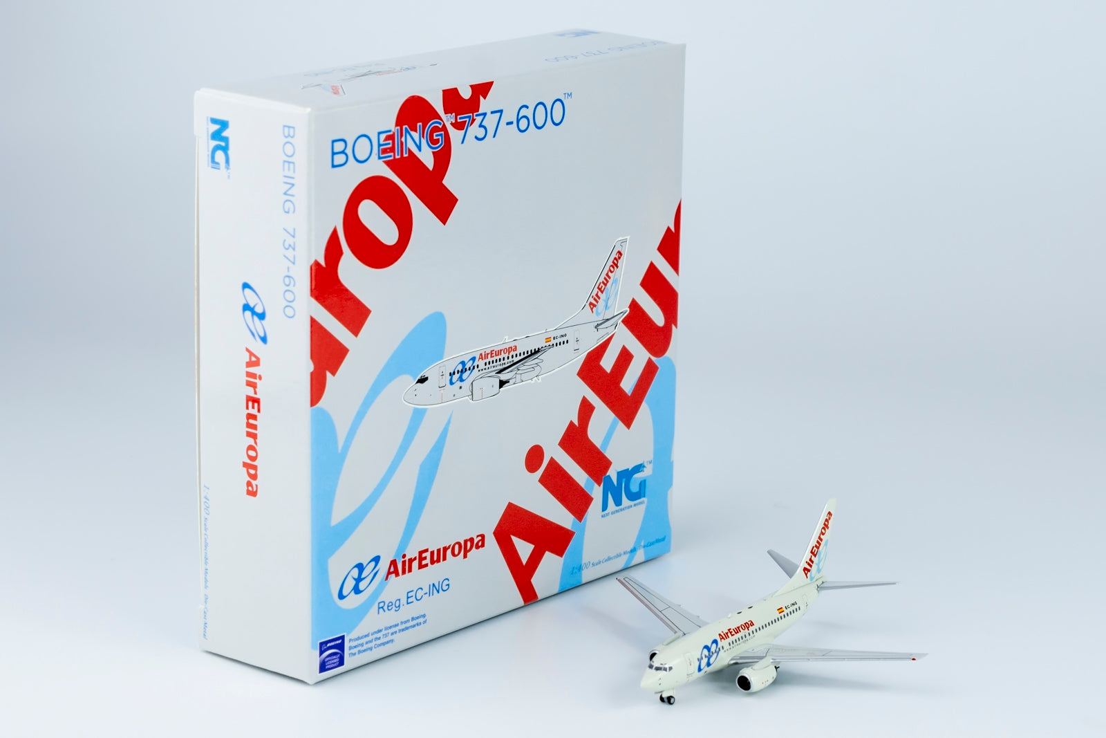 1/400 Air Europa Boeing 737-600 EC-ING NG76005 - cover