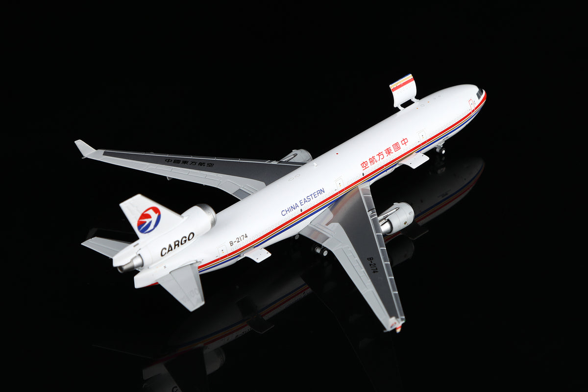 China Eastern Airlines McDonnell Douglas MD-11FB-2174 M111104C Interactive Series