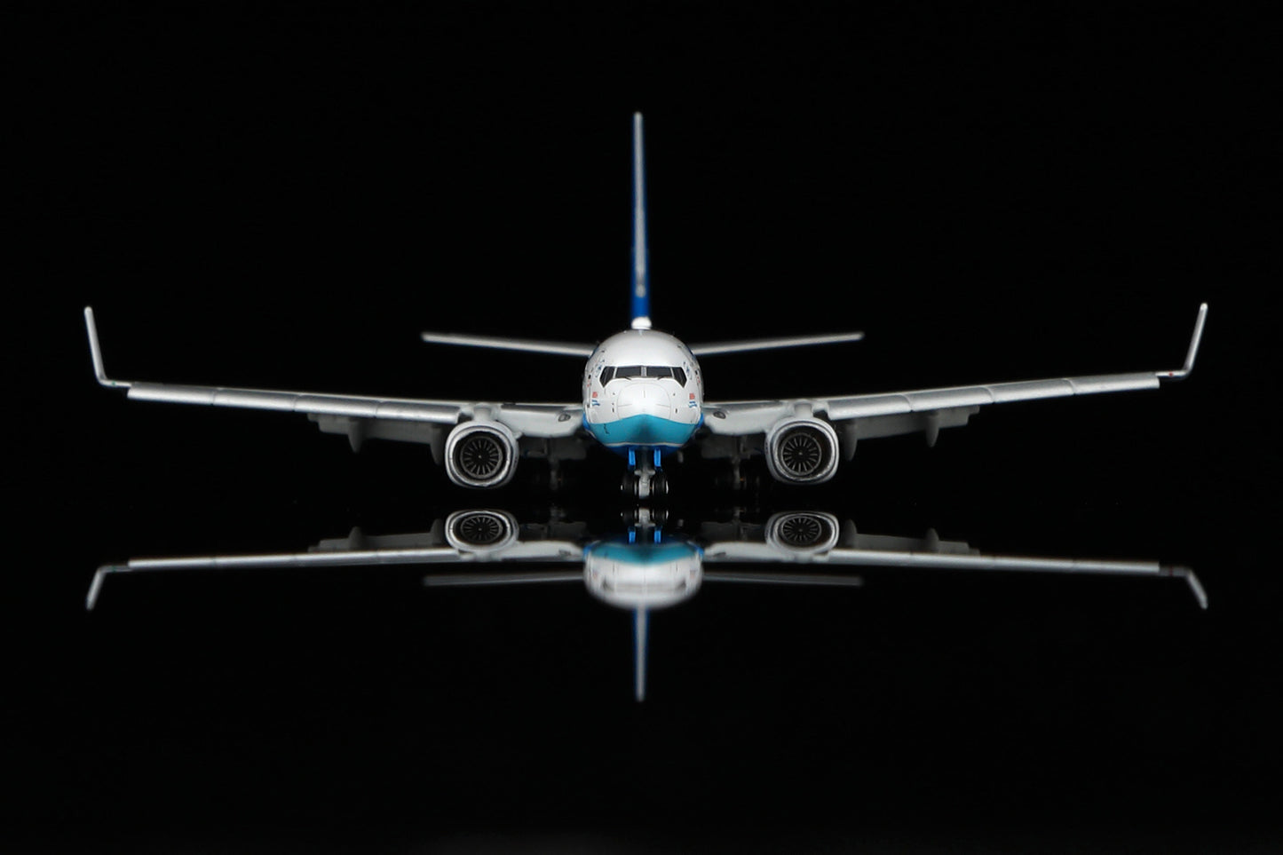 Xiamen Airlines Boeing 737-800 B-7178 Flap-down