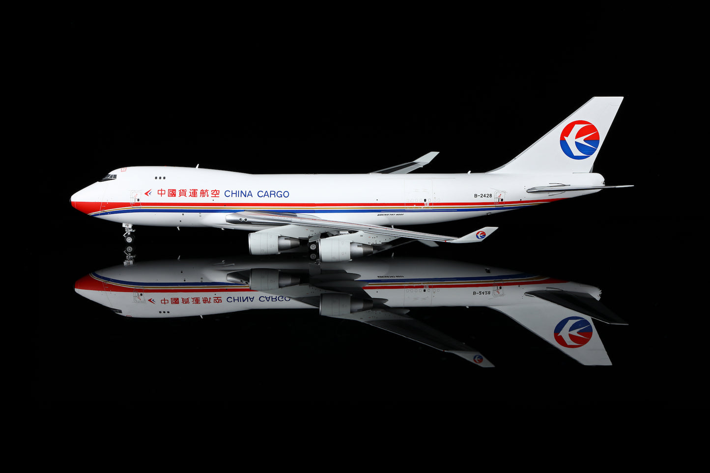 China Cargo Airlines B747-400F B-2428 – image 12