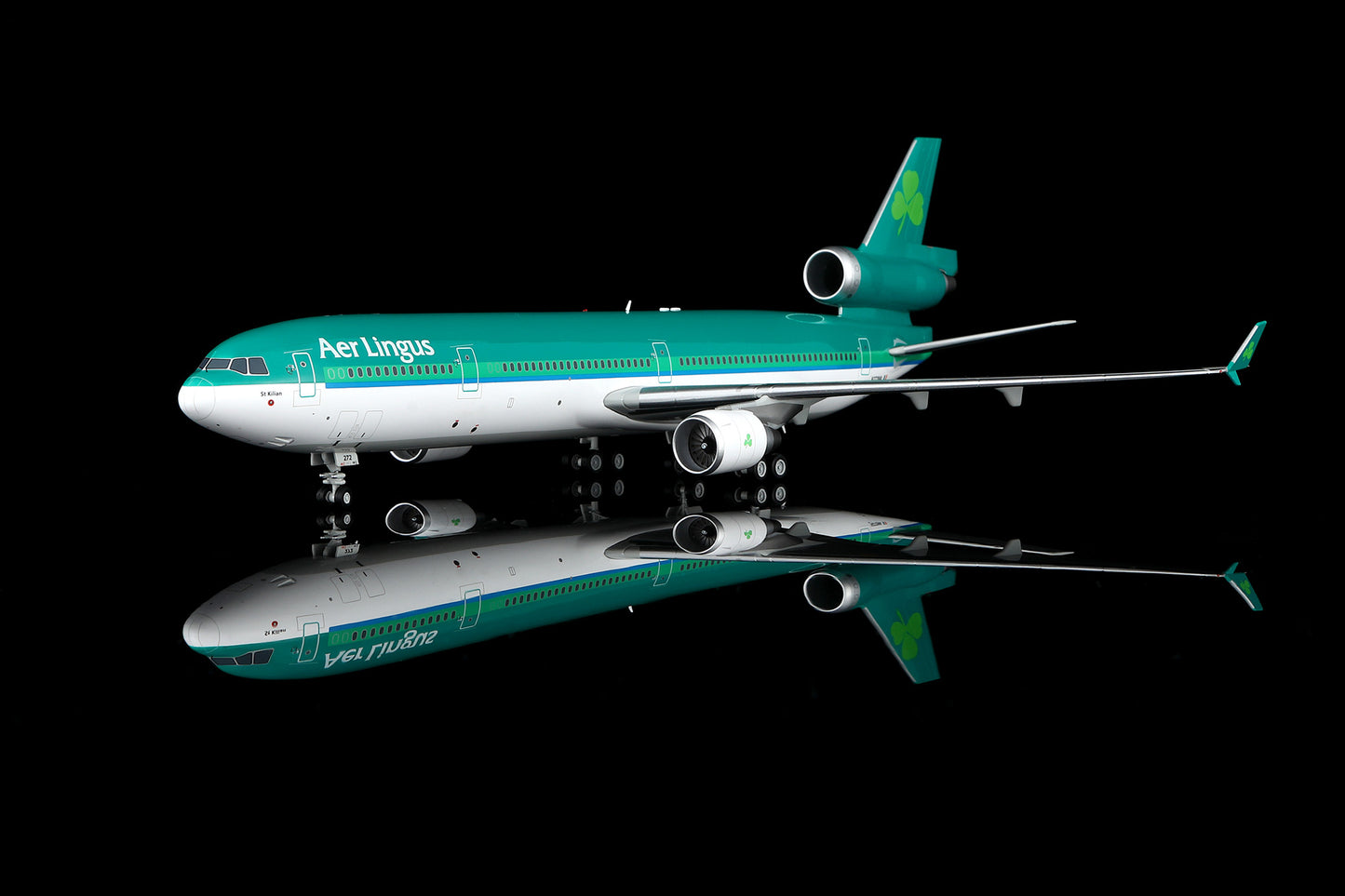 Aer Lingus McDonnell Douglas MD-11 N272WA 12