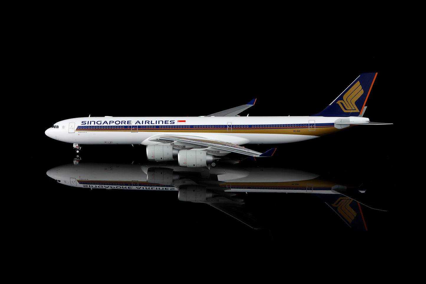 Singapore Airlines A340-500 9V-SGD – image 12