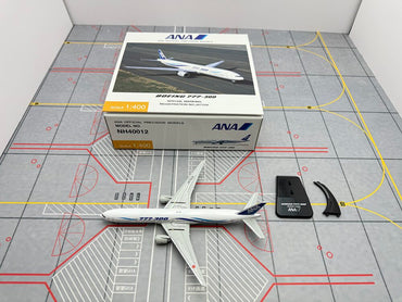 1/400 All Nippon Airways B777-300 JA752A - image 2