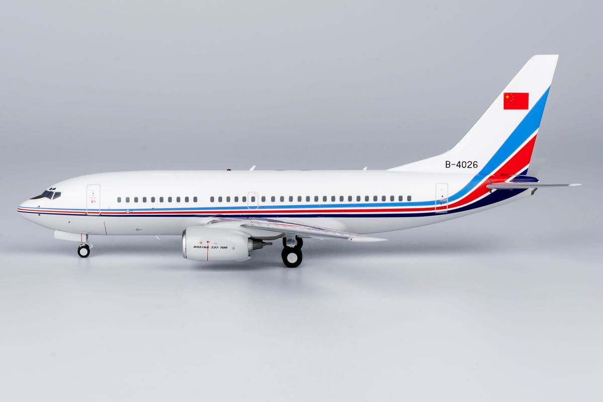 1/200 PLA Air Force Boeing 737-700 B-4026 NG05003