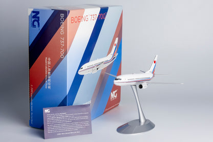 1/200 PLA Air Force Boeing 737-700 B-4026 NG05003