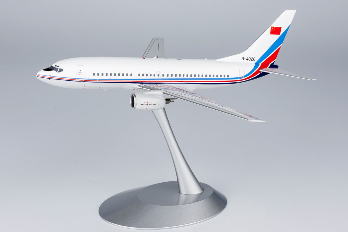 1/200 PLA Air Force Boeing 737-700 B-4026 NG05003