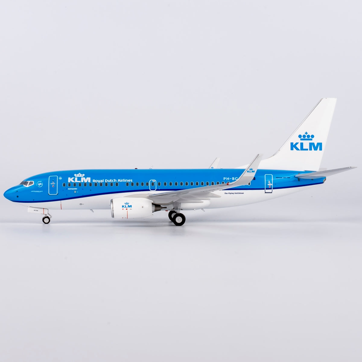 1/200 KLM Boeing 737-700 PH-BGG "Koningseider" NG05007