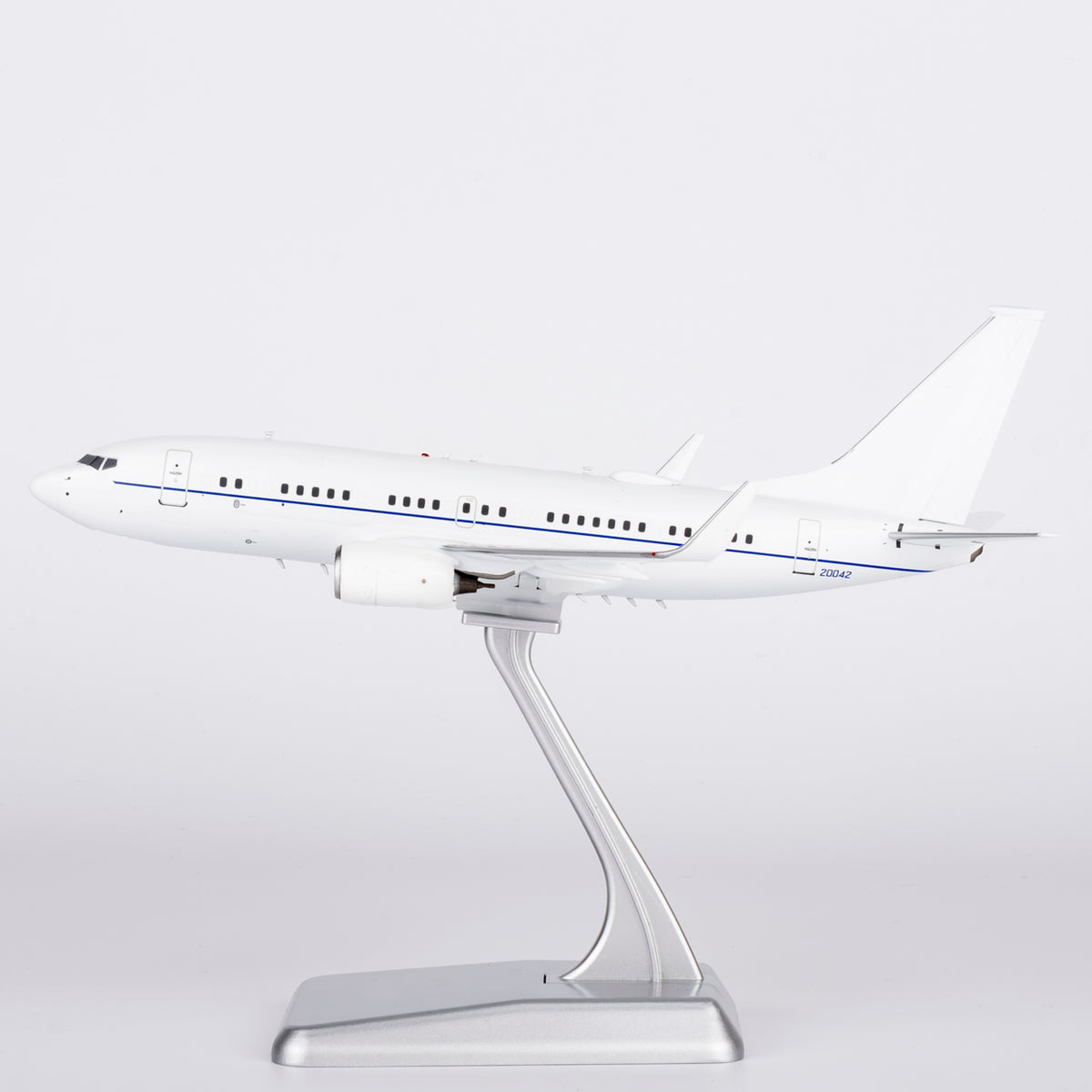 1/200 United States Air Force C-40 02-0042 NG05008