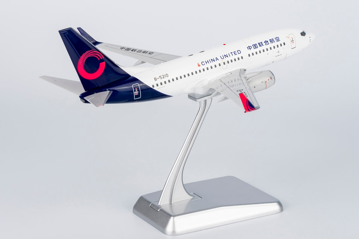 1/400 China United Airlines Boeing 737-700 B-5210 NG05010