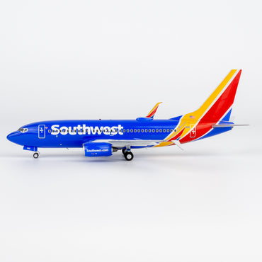 1/200 Southwest Airlines Boeing 737-700 N922WN NG05022