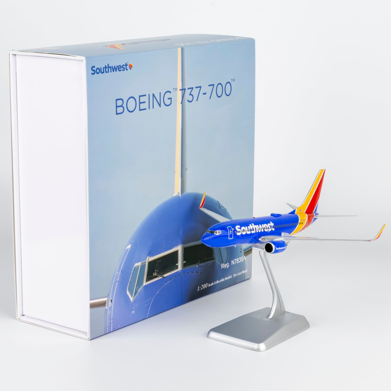 1/200 Southwest Airlines Boeing 737-700 N7835A NG05023 - cover