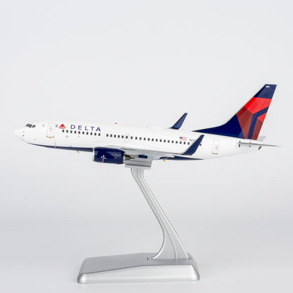 1/200 Delta Air Lines Boeing 737-700 N301DQ NG05028