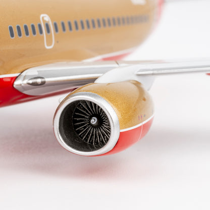 1/200 Southwest Airlines Boeing 737-700 N714CB "Desert Gold retro livery" NG05030