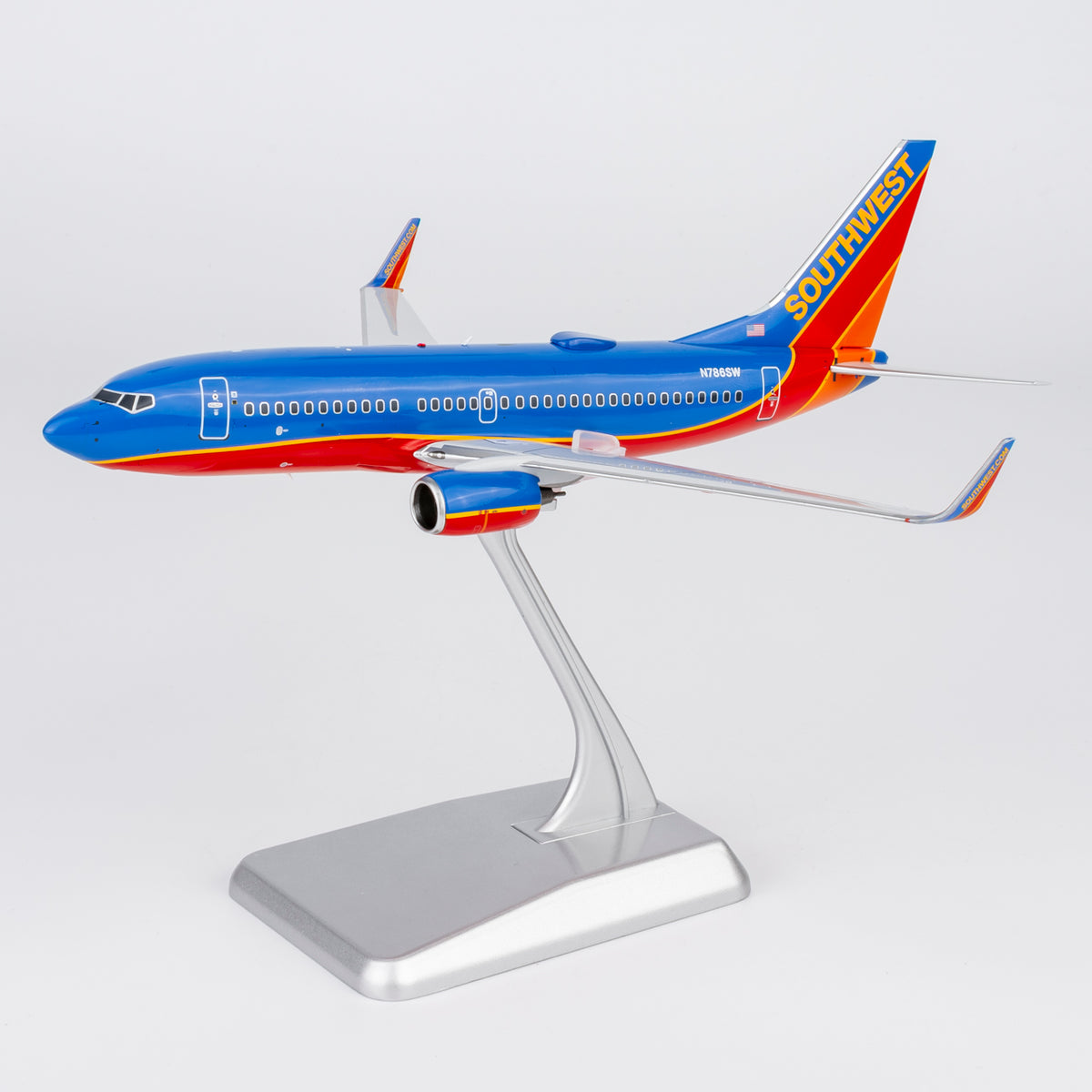 1/200 Southwest Airlines Boeing 737-700 N786SW "Canyon Blue livery" NG05032