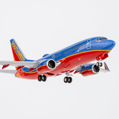 1/200 Southwest Airlines Boeing 737-700 N786SW "Canyon Blue livery" NG05032