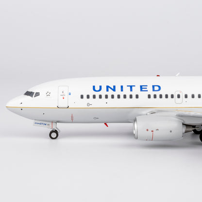 1/200 United Airlines Boeing 737-700 N27734 "CO-UA merged livery" NG05035