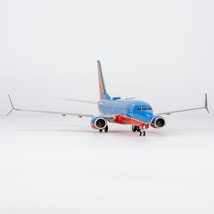 1/200 Southwest Airlines Boeing 737-700 N962WN "Canyon blue livery" NG05037