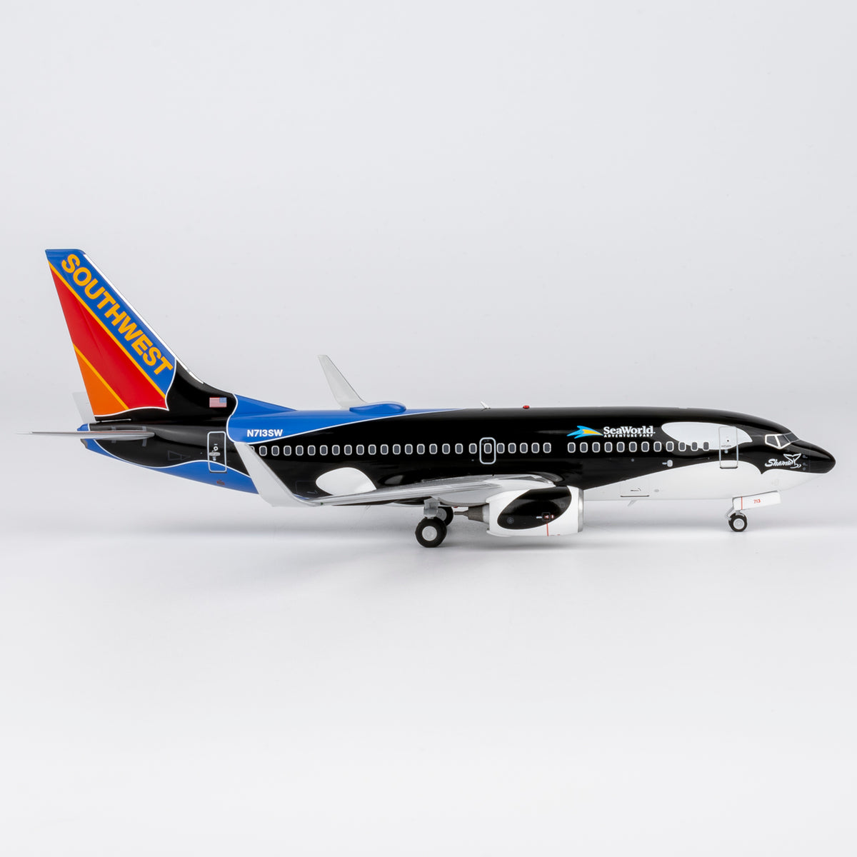 1/200 Southwest Boeing 737-700 N713SW NG05038
