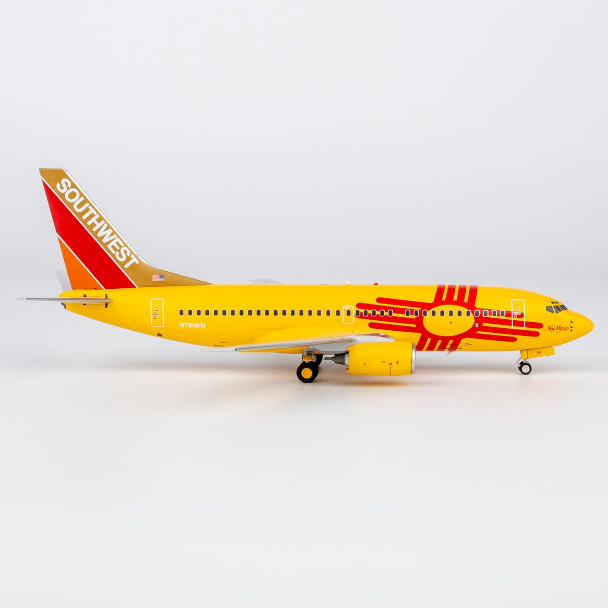 1/200 Southwest Airlines Boeing 737-700 N781WN "New Mexico One" NG05039