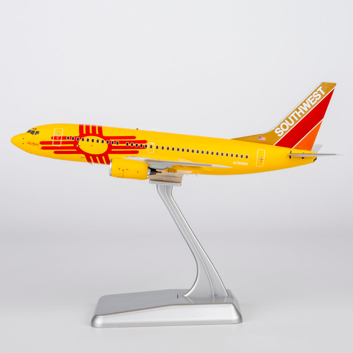 1/200 Southwest Airlines Boeing 737-700 N781WN "New Mexico One" NG05039