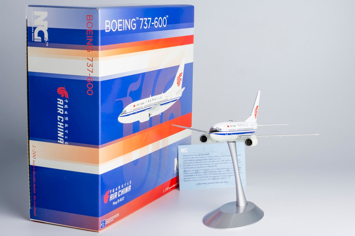 1/200 Air China Boeing 737-600 B-5037 NG06003