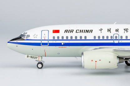 1/200 Air China Boeing 737-600 B-5037 NG06003