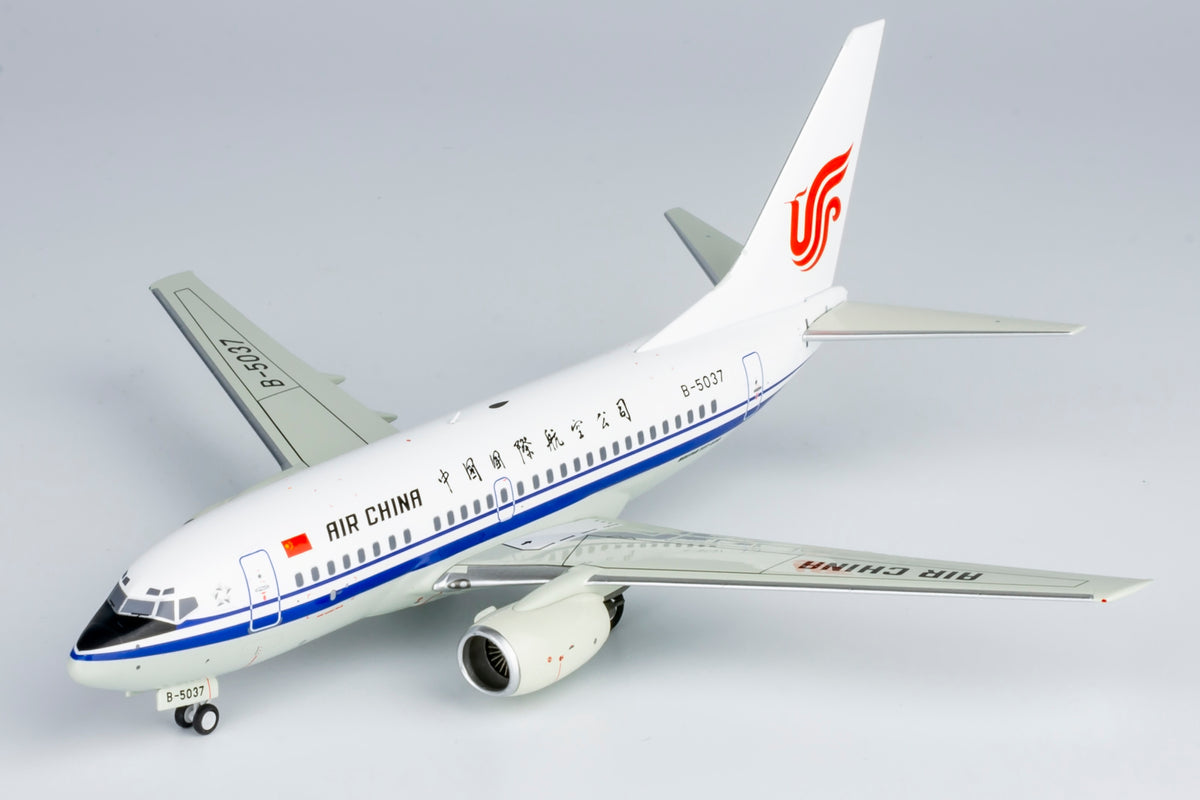 1/200 Air China Boeing 737-600 B-5037 NG06003