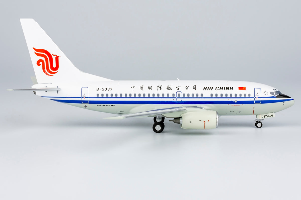 1/200 Air China Boeing 737-600 B-5037 NG06003