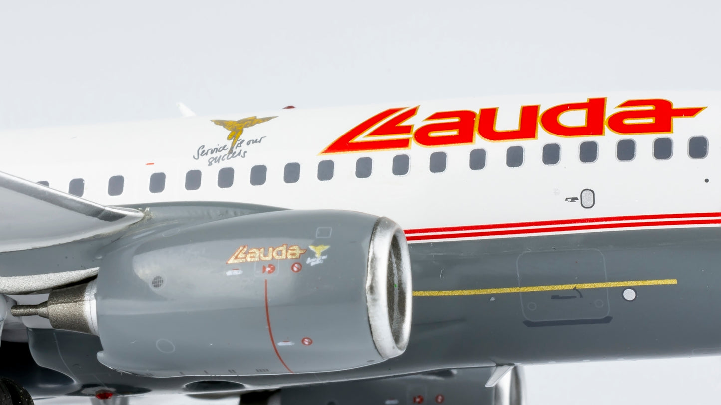 Lauda Air Boeing 737-600 OE-LNL