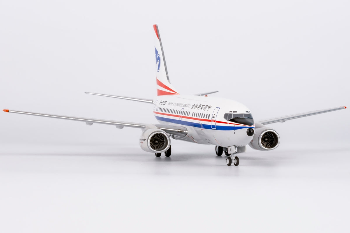 1/200 China Southwest Airlines Boeing 737-600 B-2155 NG06011