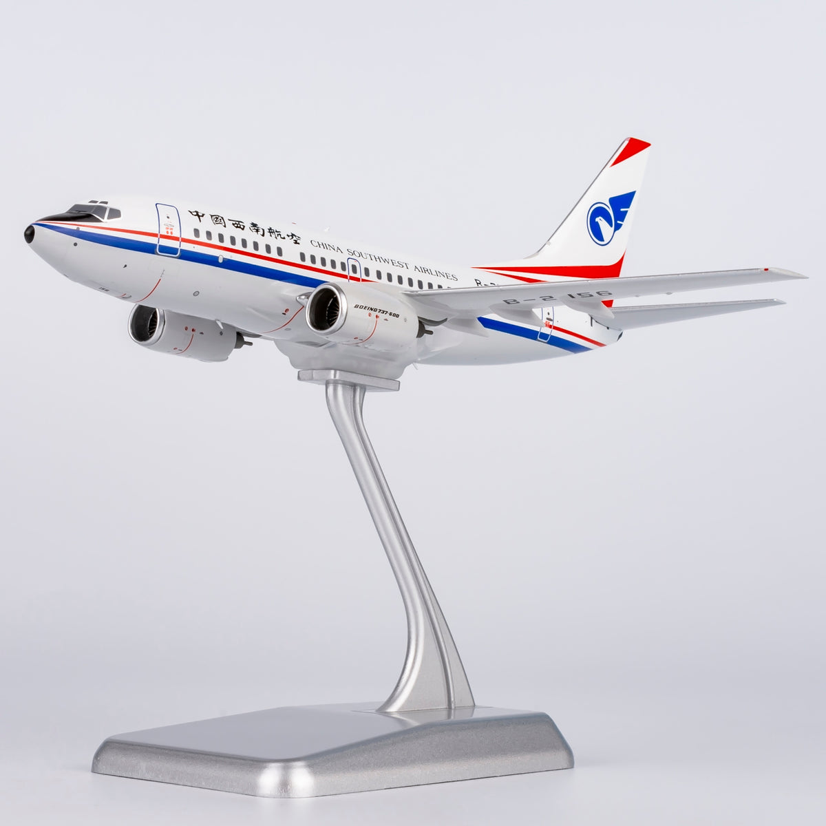 1/200 China Southwest Airlines Boeing 737-600 B-2156 NG06012
