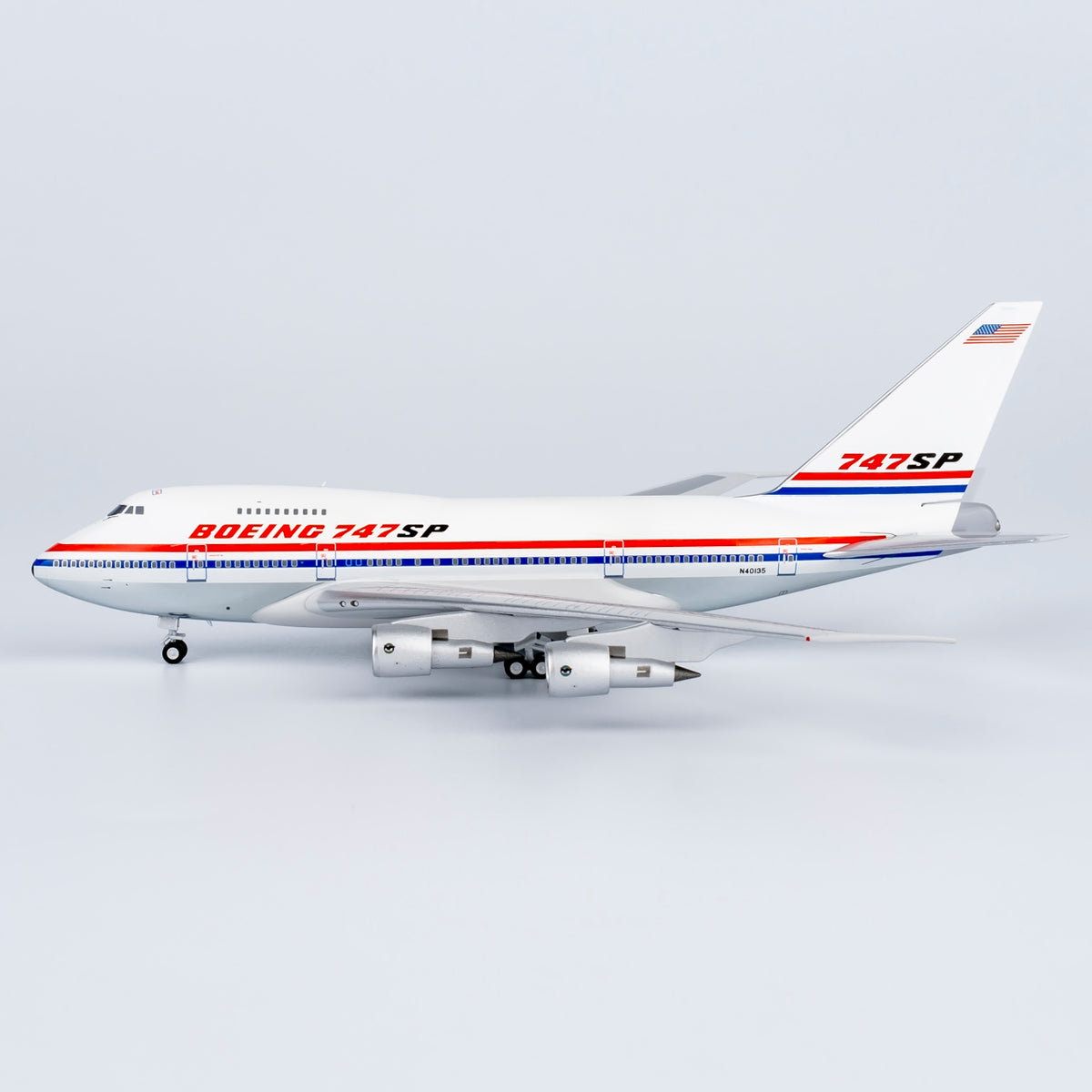 1/400 CAAC Boeing 747SP N40135 NG07039