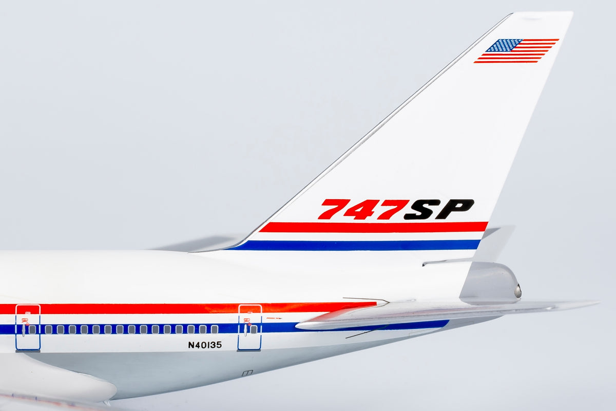 1/400 CAAC Boeing 747SP N40135 NG07039