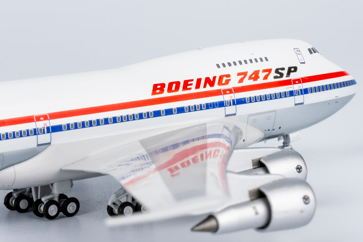 1/400 CAAC Boeing 747SP N40135 NG07039