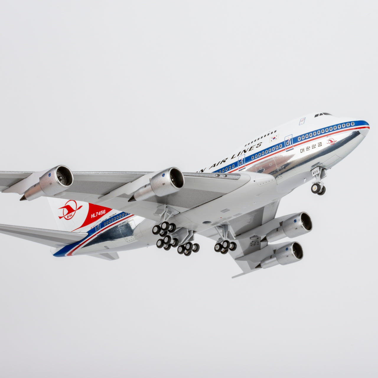 Korean Air Boeing 747SP HL7456