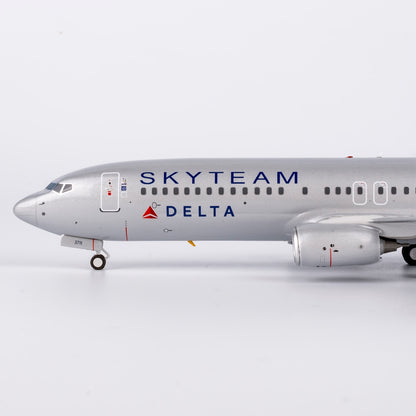 1/200 Delta Air Lines Boeing 737-800 N381DN NG08013