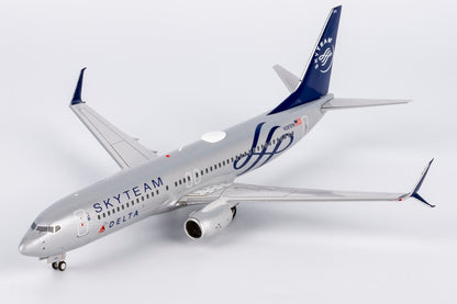 1/200 Delta Air Lines Boeing 737-800 N381DN NG08013