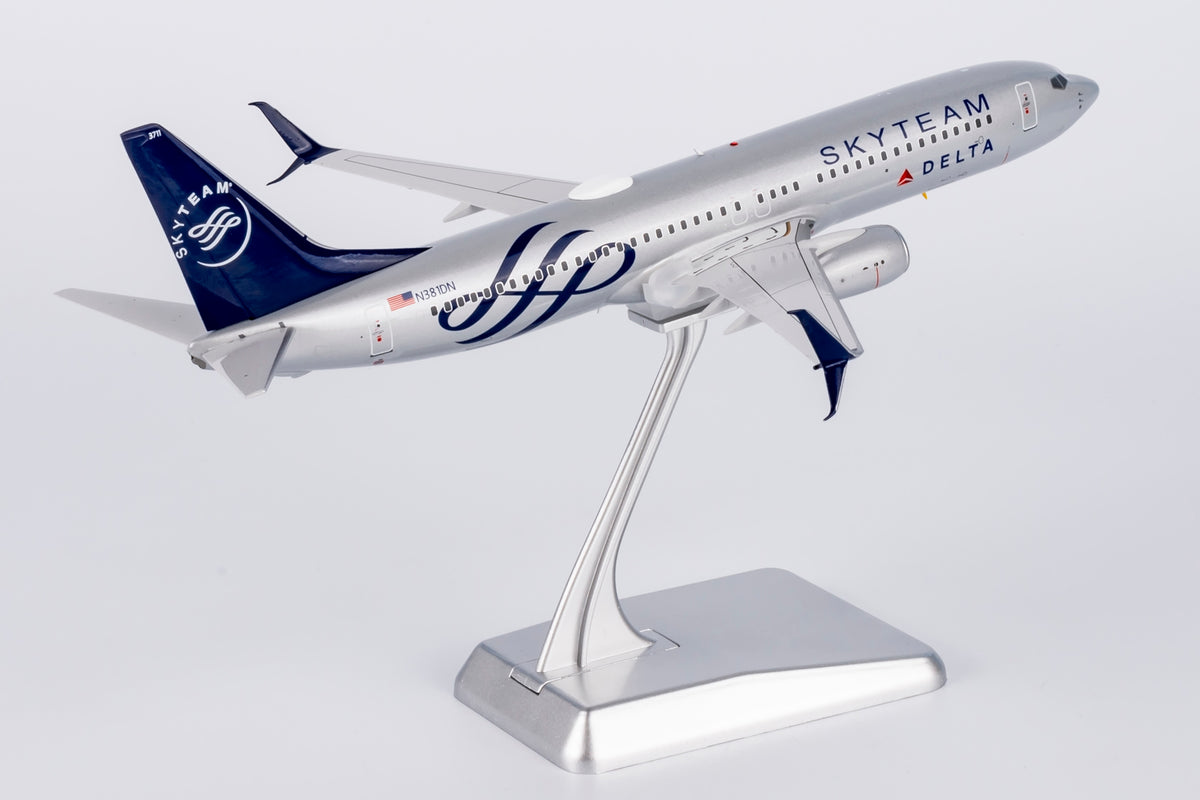 1/200 Delta Air Lines Boeing 737-800 N381DN NG08013