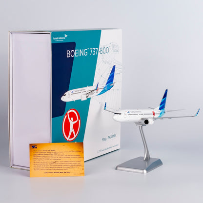 1/200 Garuda Indonesia Boeing 737-800 PK-GNE "with PPA sticker + round stand" NG08023