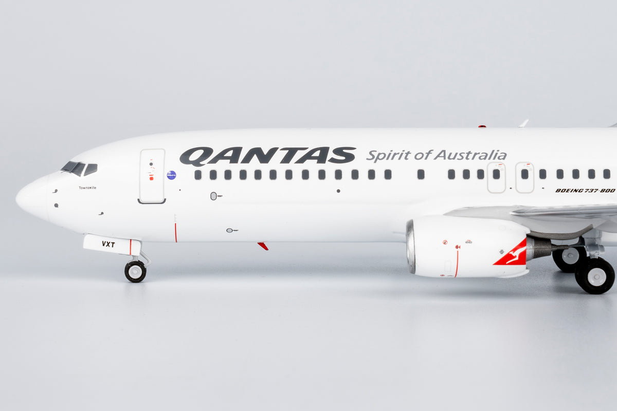 1/200 Qantas Boeing 737-800 VH-VXT NG08025