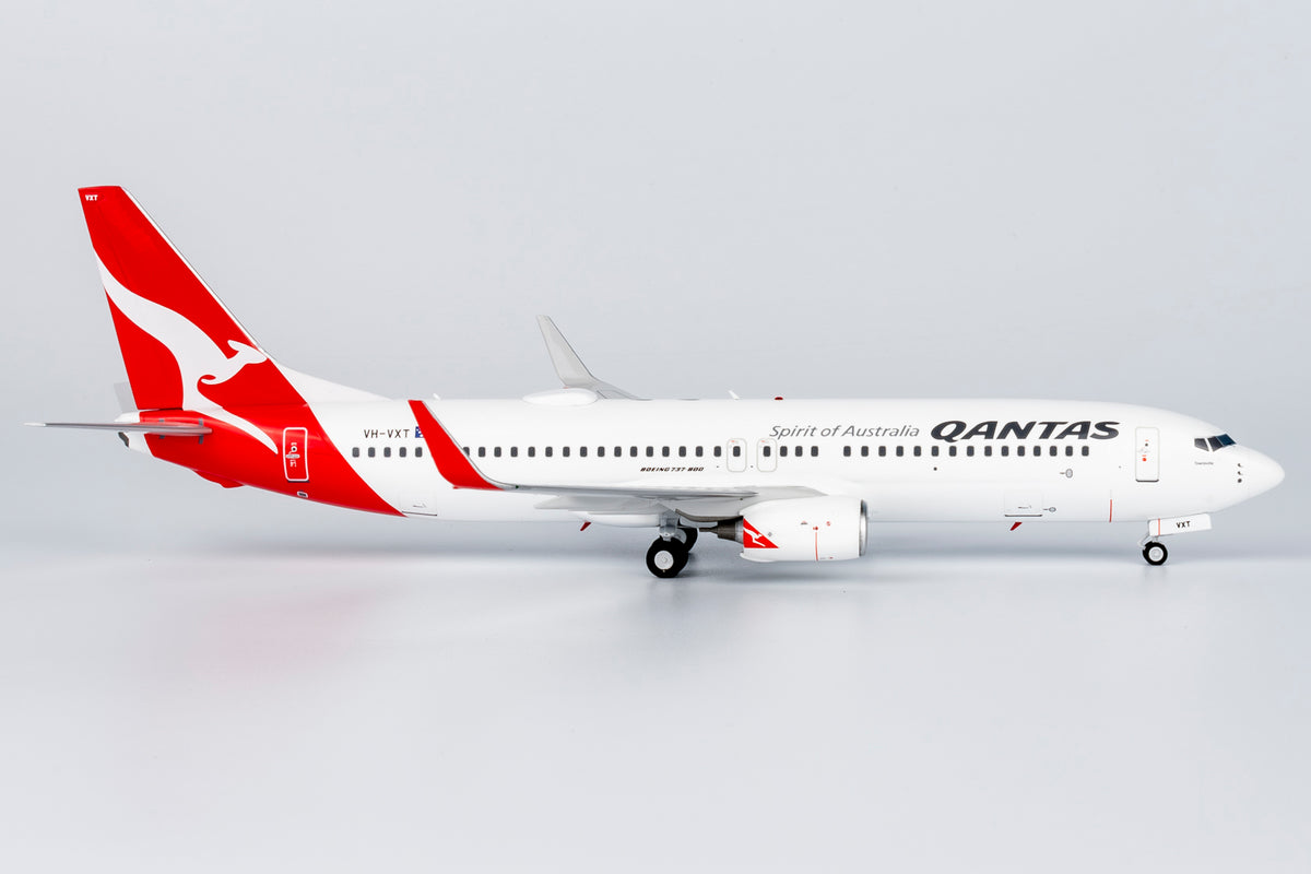 1/200 Qantas Boeing 737-800 VH-VXT NG08025
