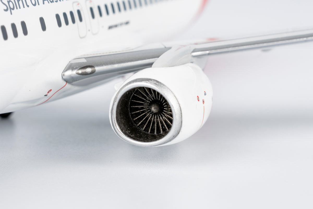 1/200 Qantas Boeing 737-800 VH-VXT NG08025