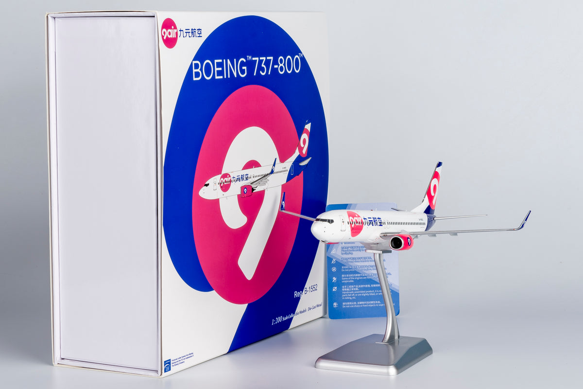 1/200 9 Air Boeing 737-800 B-1552 NG08033